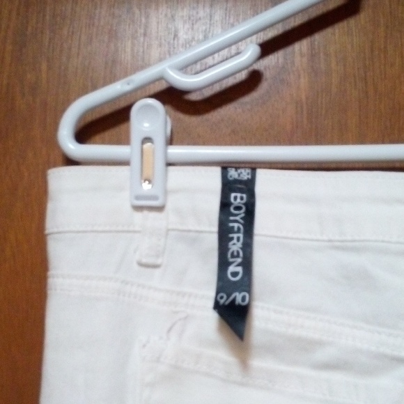 Women's Pants - Picture 7 of 10